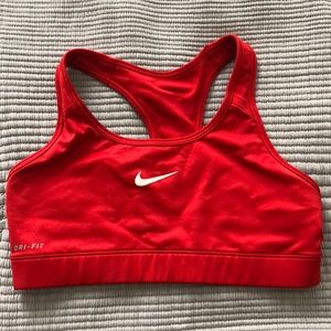 Nike racer back sports bra